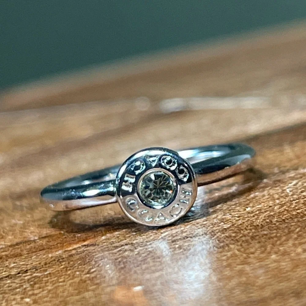 NWOT COACH OPEN CIRCLE HALO RING SET - Picture 11 of 14